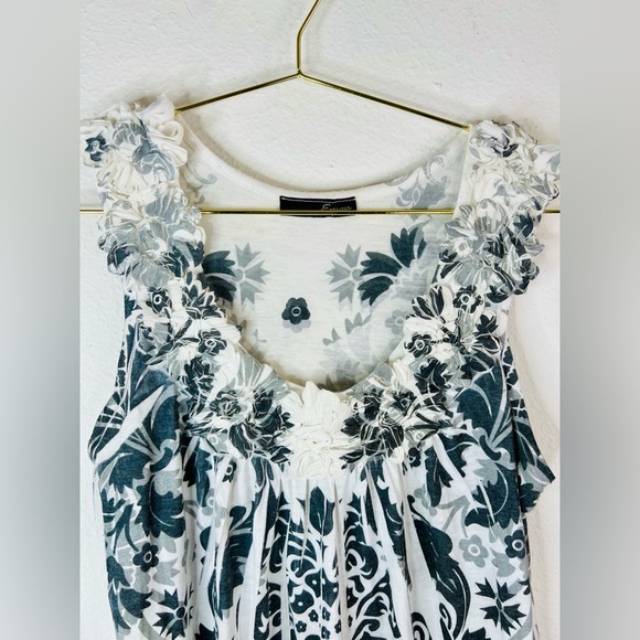 Espresso Women's Small Boho Floral Accent Sleeveless Tunic Top Black, Gray White - Picture 4 of 16